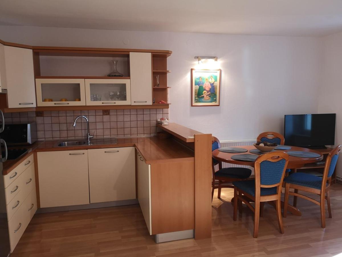 Apartments Jerko Primošten Eksteriør billede